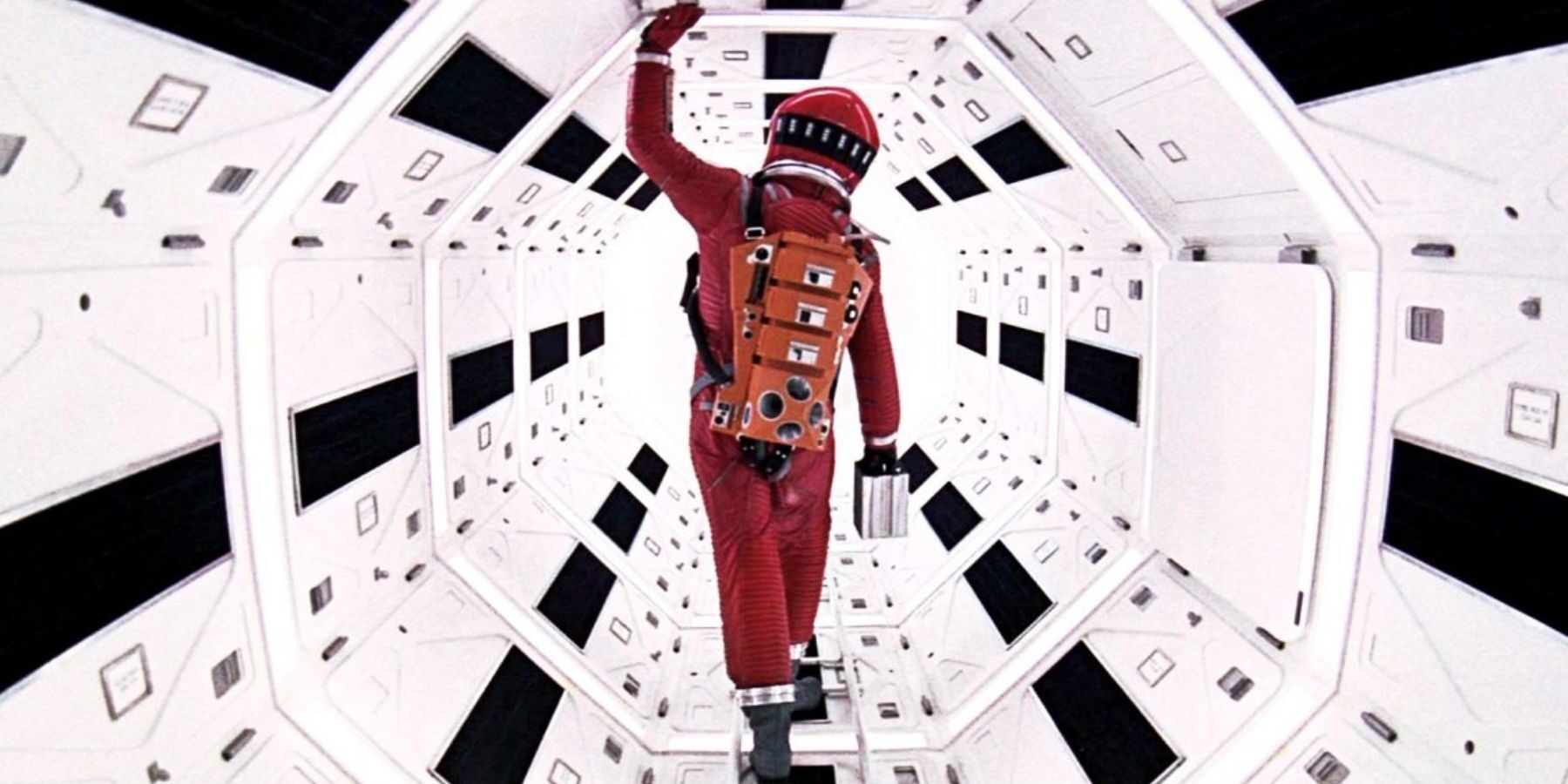 2001_-a-space-odyssey_inside-ship-2832487