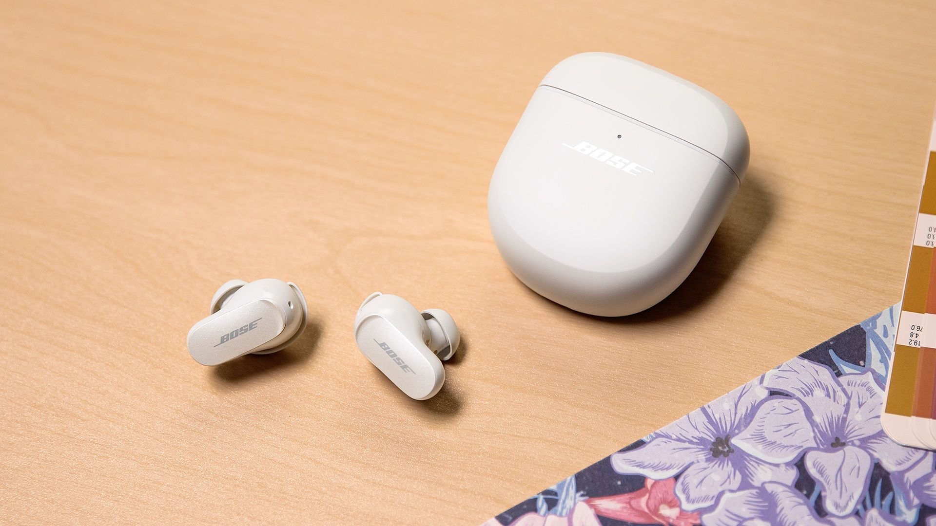 bose-earbuds-white-version-4043080