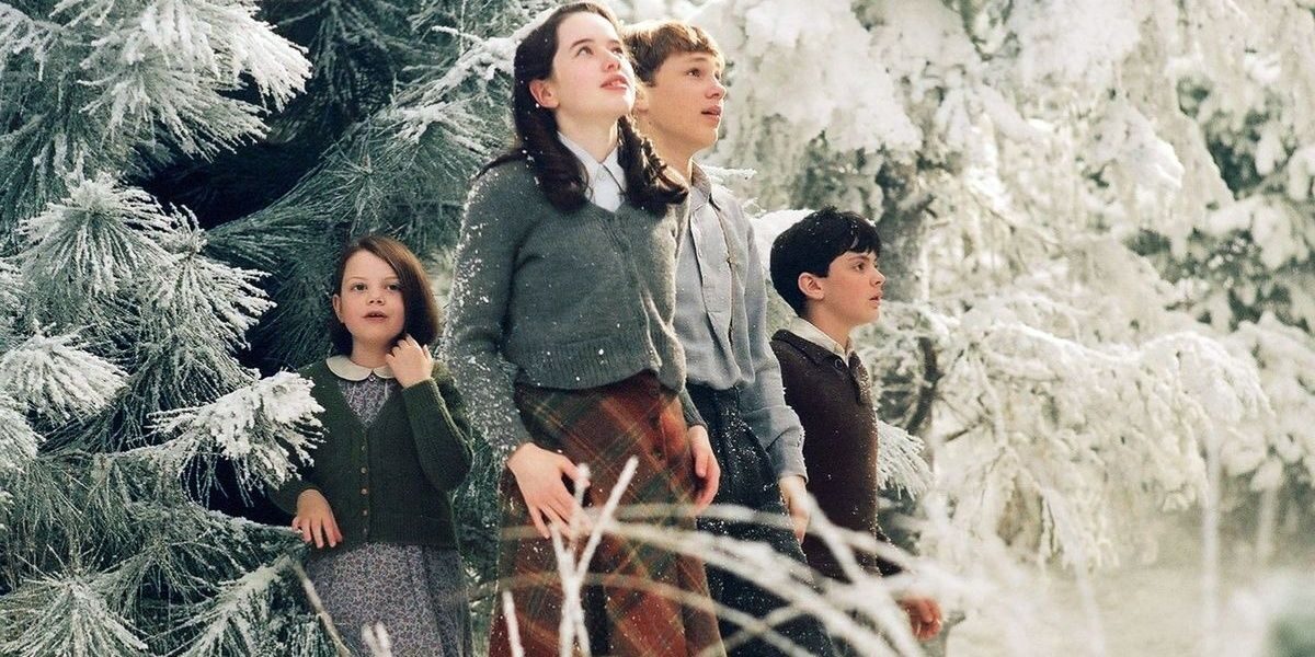 chronicles-of-narnia-the-lion-the-witch-and-the-wardrobe-cropped-5745525