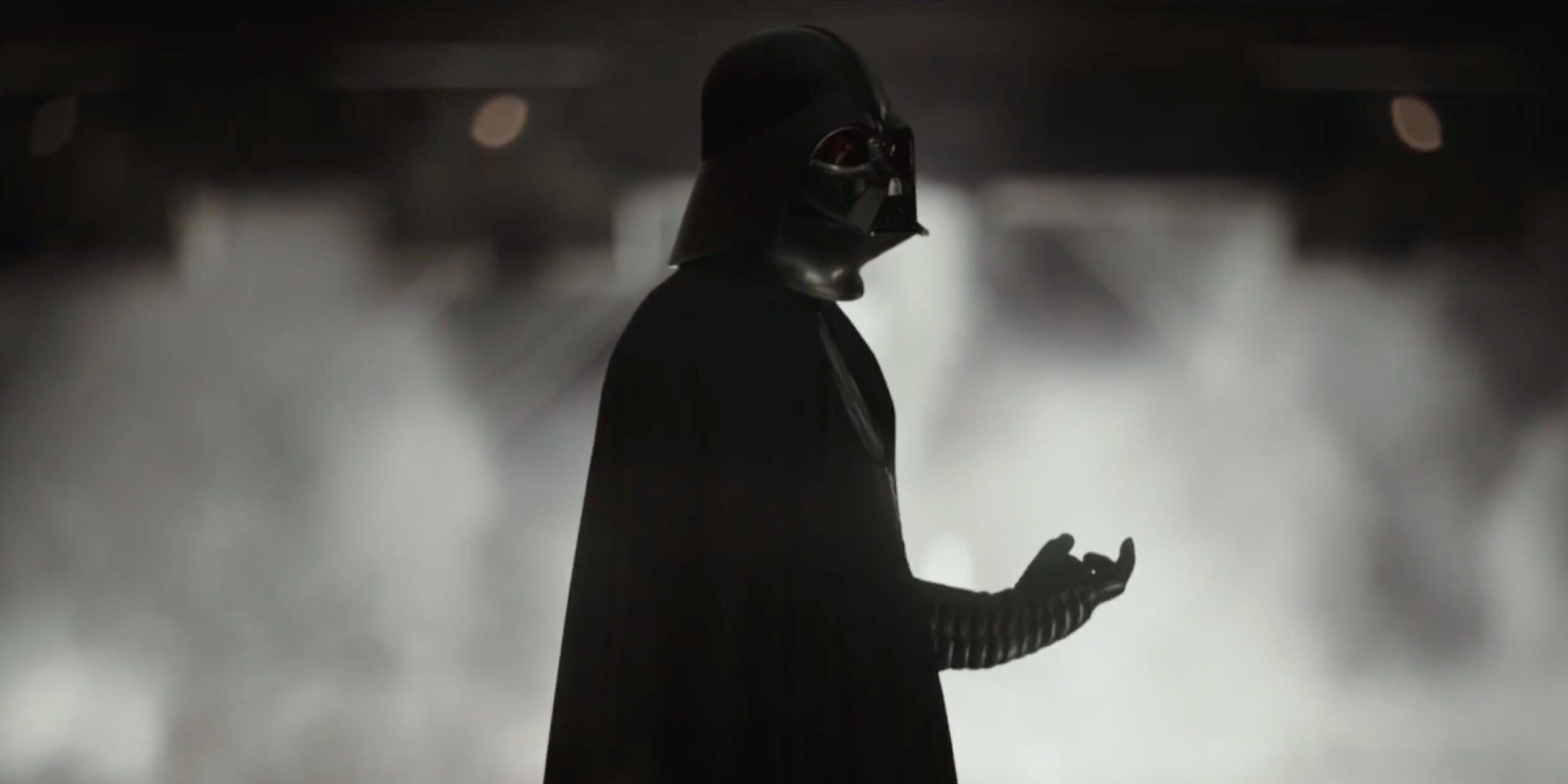 darth-vader-in-his-chamber-in-rogue-one-4308408