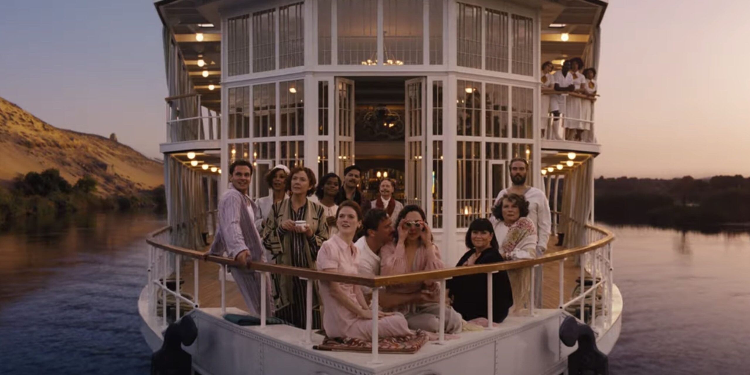 death-on-the-nile-boat-shot-cropped-1728381
