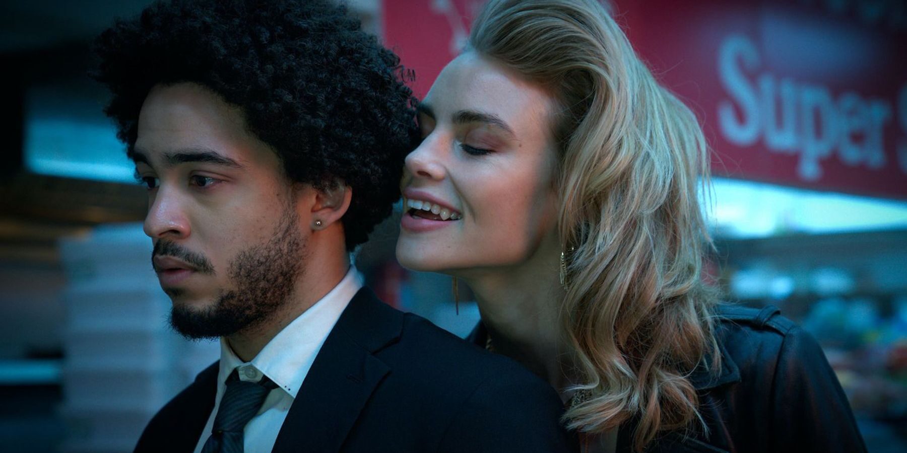night-teeth-netflix-6747741