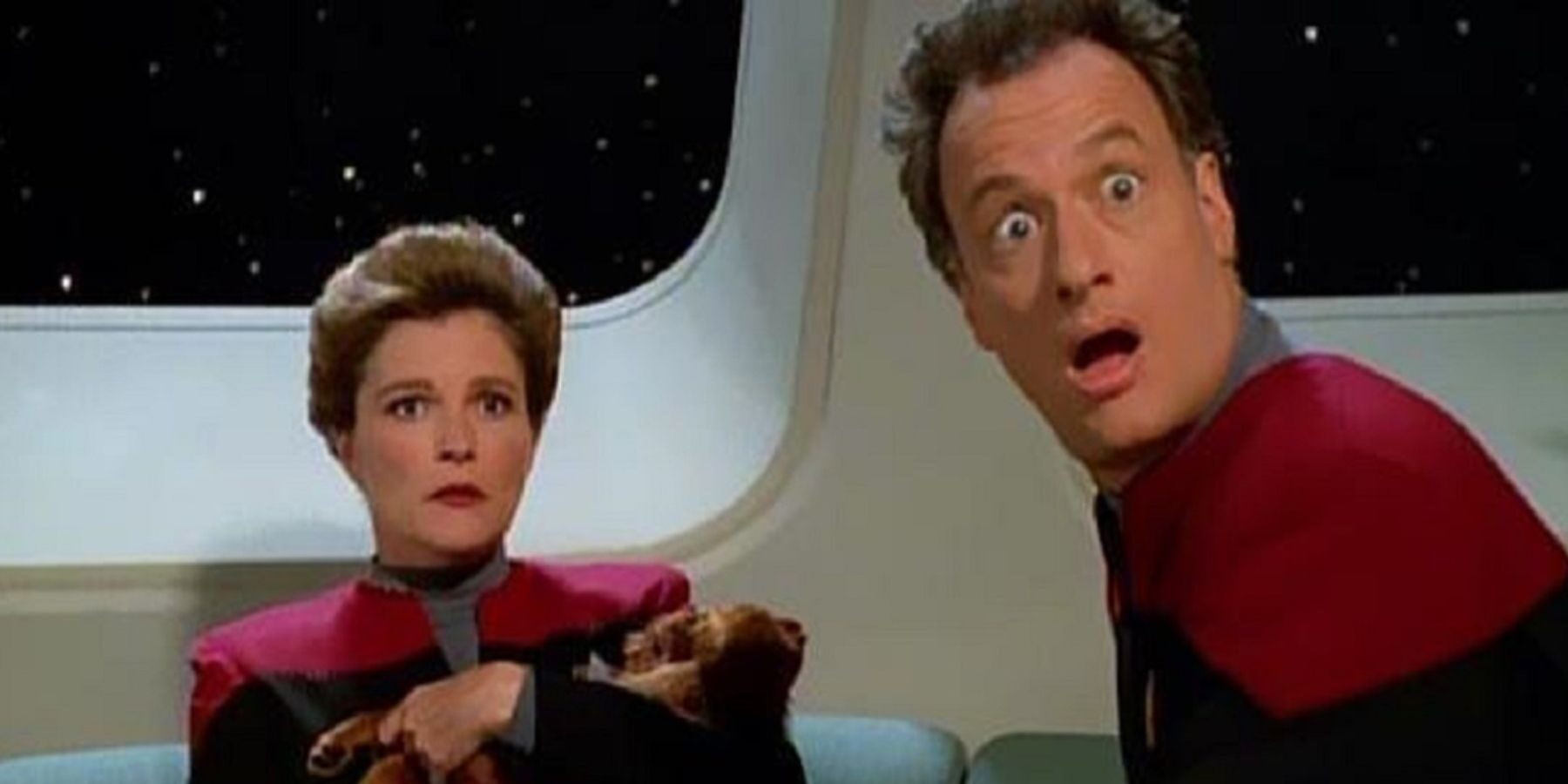 star-trek-q-and-janeway-2986605