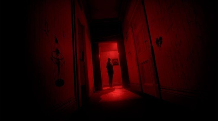 transference-mom-red-hallway-738x410-6443116